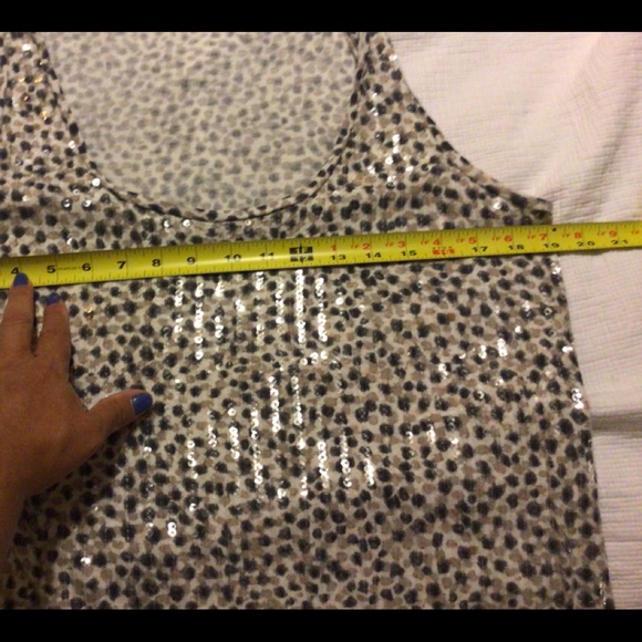 Ann Taylor printed tank w/ clear sequins on front - Picture 8 of 9